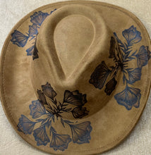 Load image into Gallery viewer, Western Hat with Creeping Flowers
